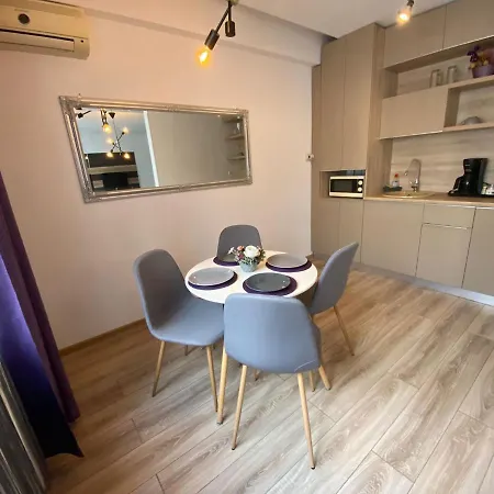 Ella T8 Apartament