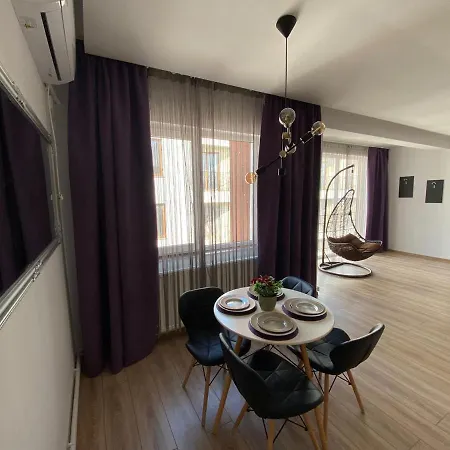 Ella T8 Apartman