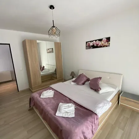 Ella T8 Apartament *