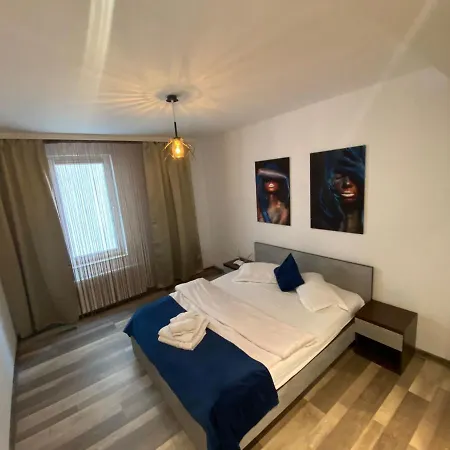 Ella T8 Năvodari