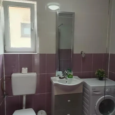 Ella T8 * Năvodari